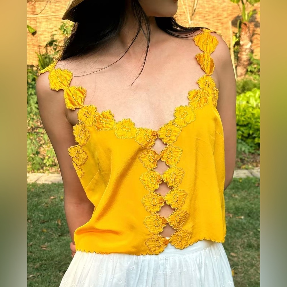 Dôen Flores Top, Sold out, Rare!
